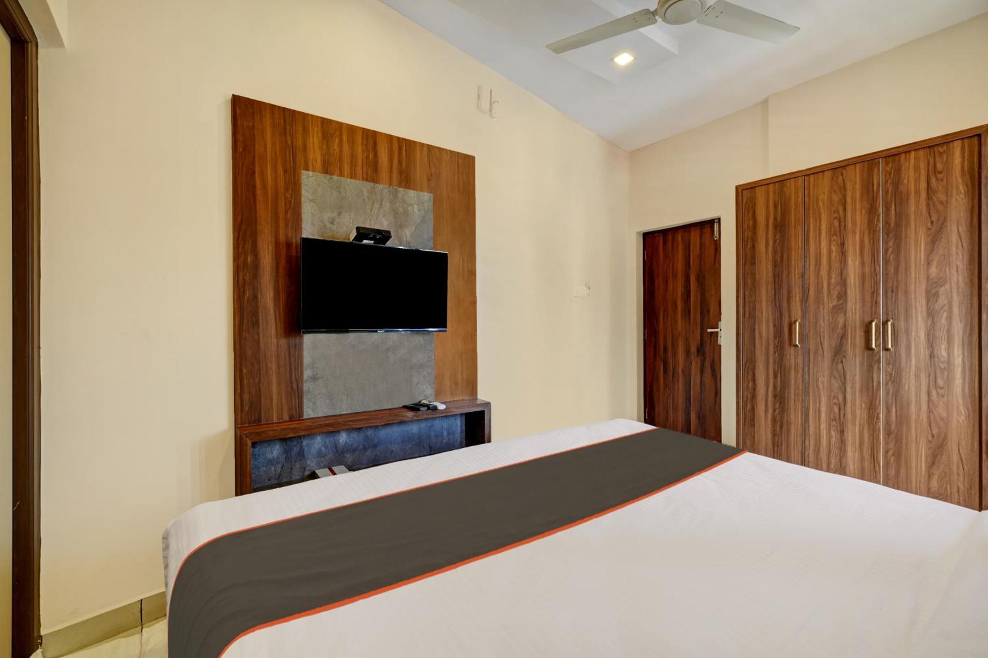 Gypsy Hotel Cusat Kochi Luaran gambar