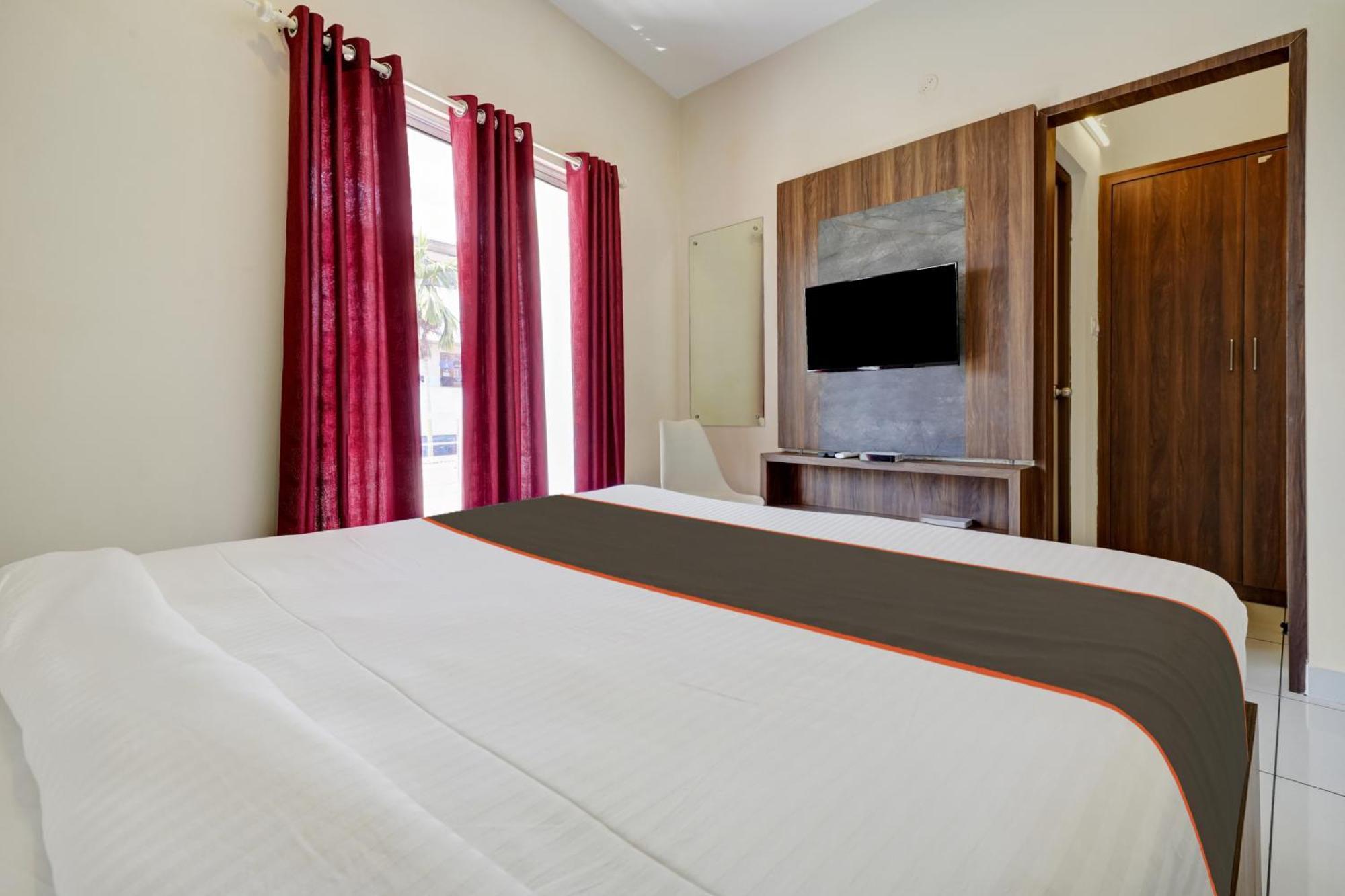 Gypsy Hotel Cusat Kochi Luaran gambar