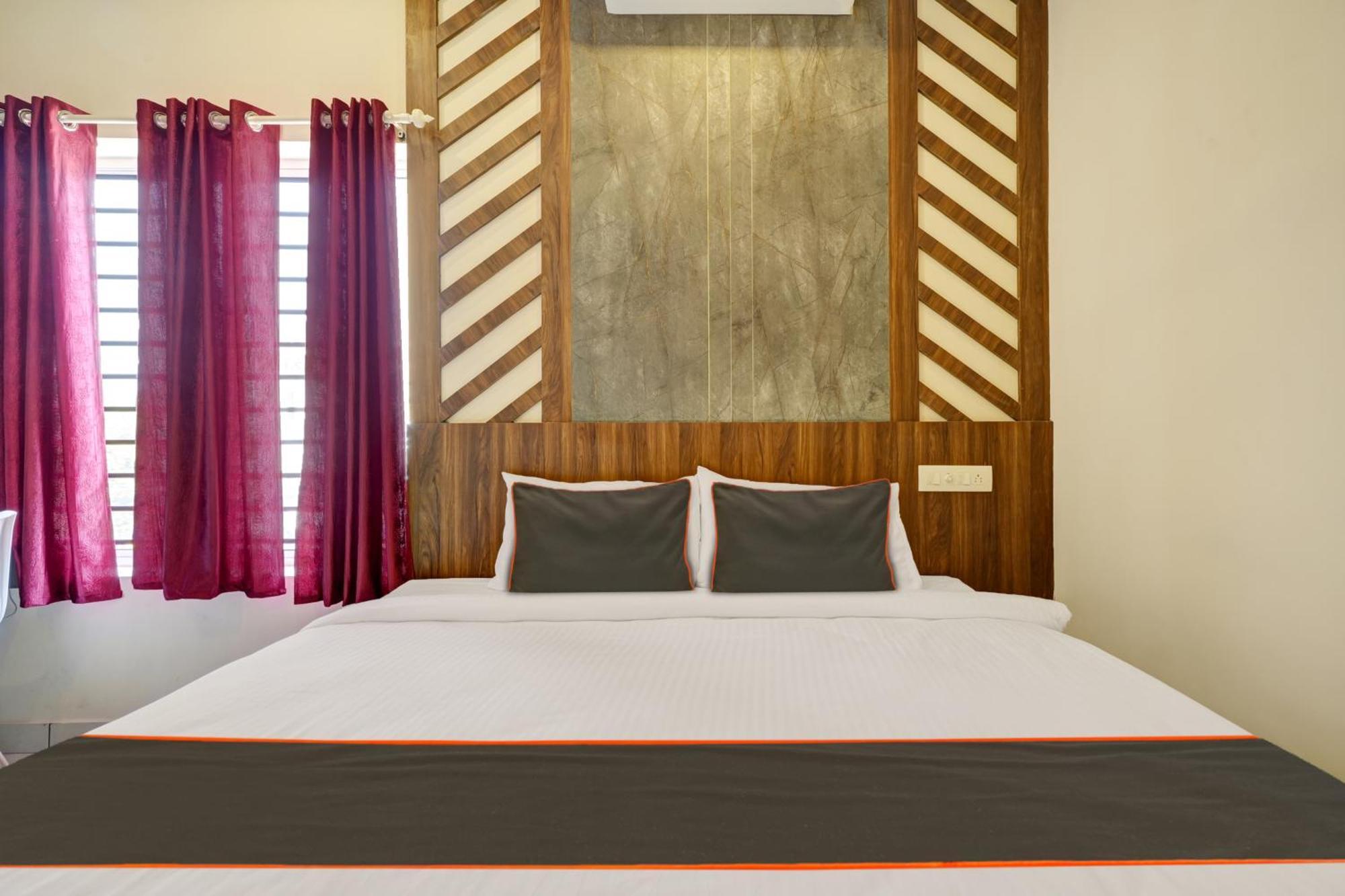 Gypsy Hotel Cusat Kochi Luaran gambar